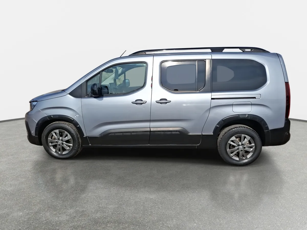 Peugeot Rifter 1.5 Allure Bluehdi Diesel 130hp Eat8 5p año 2023