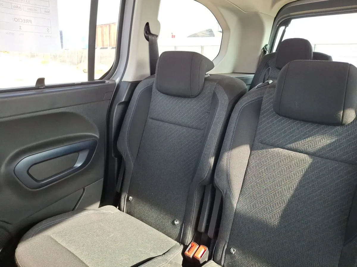 Peugeot Rifter 1.5 Allure Bluehdi Diesel 130hp Eat8 5p año 2023