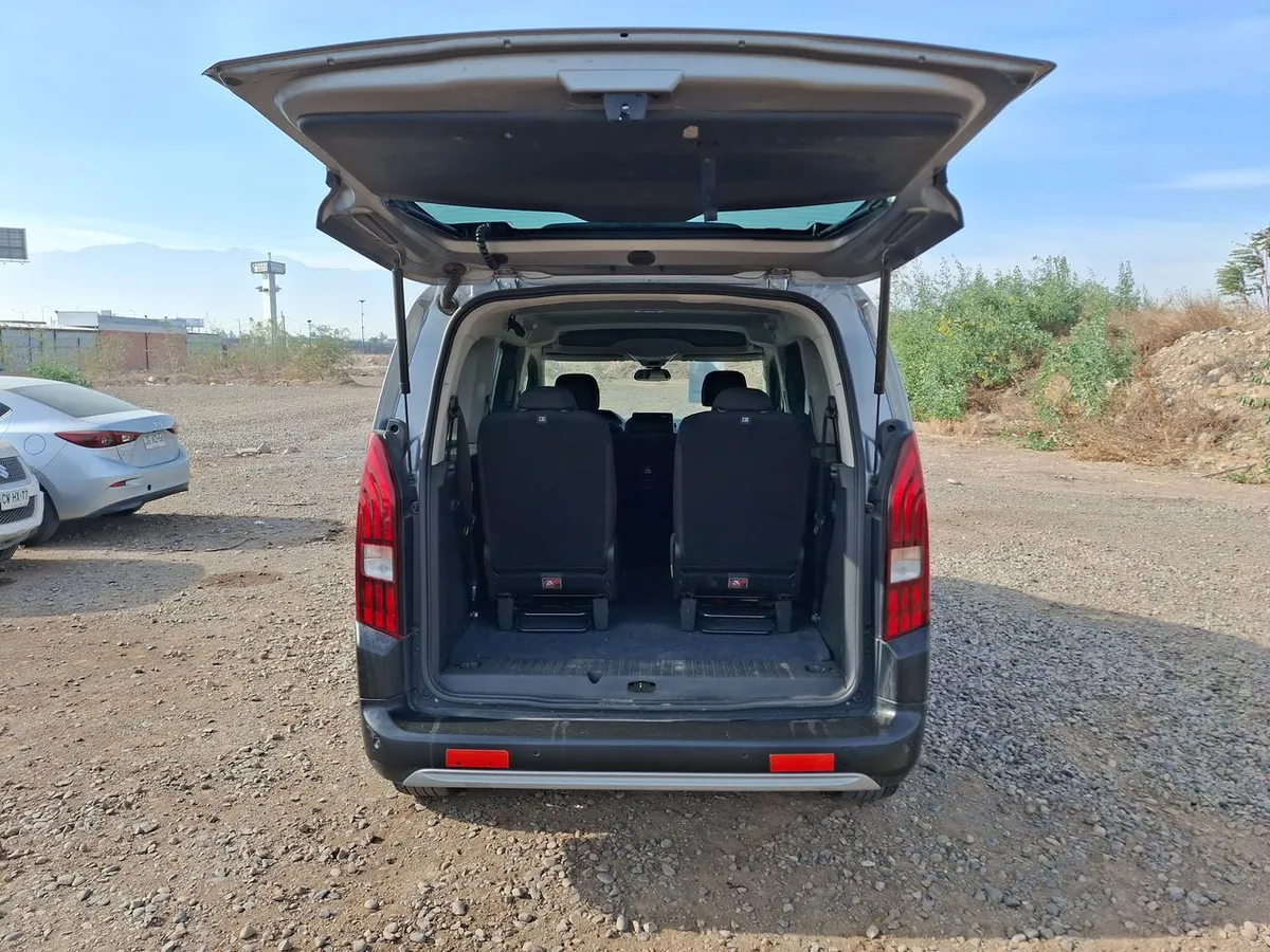 Peugeot Rifter 1.5 Allure Bluehdi Diesel 130hp Eat8 5p año 2023
