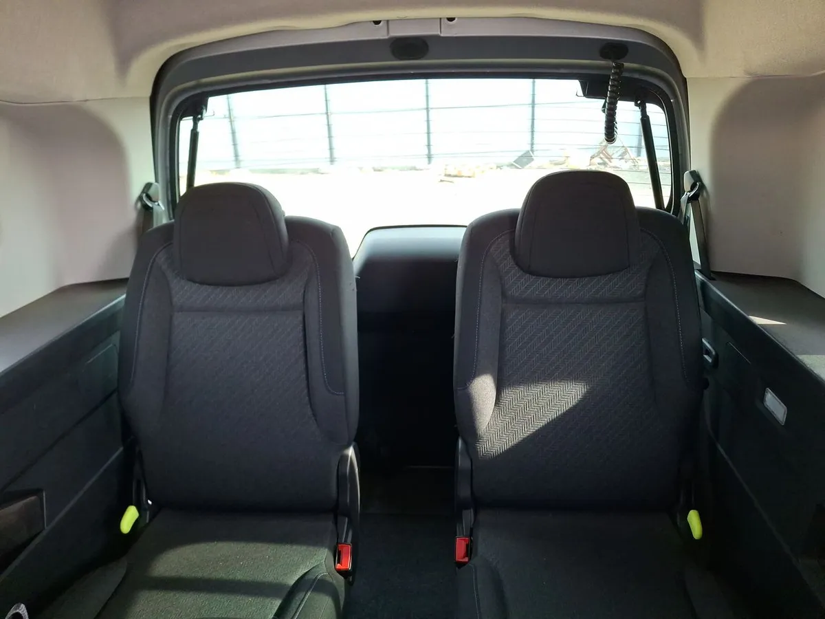 Peugeot Rifter 1.5 Allure Bluehdi Diesel 130hp Eat8 5p año 2023