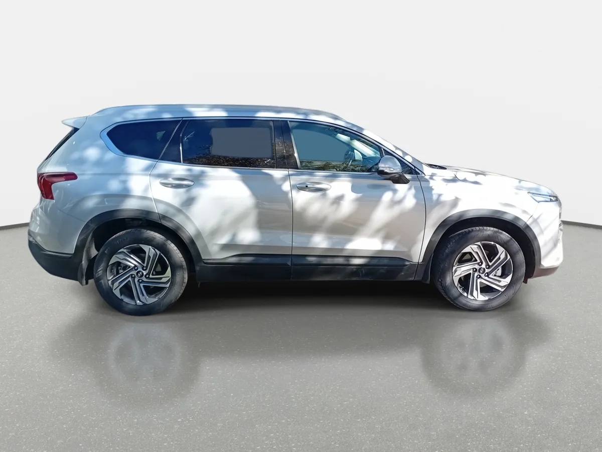 Hyundai Santa Fe 2.5 Value Fl 2wd At 5p año 2024