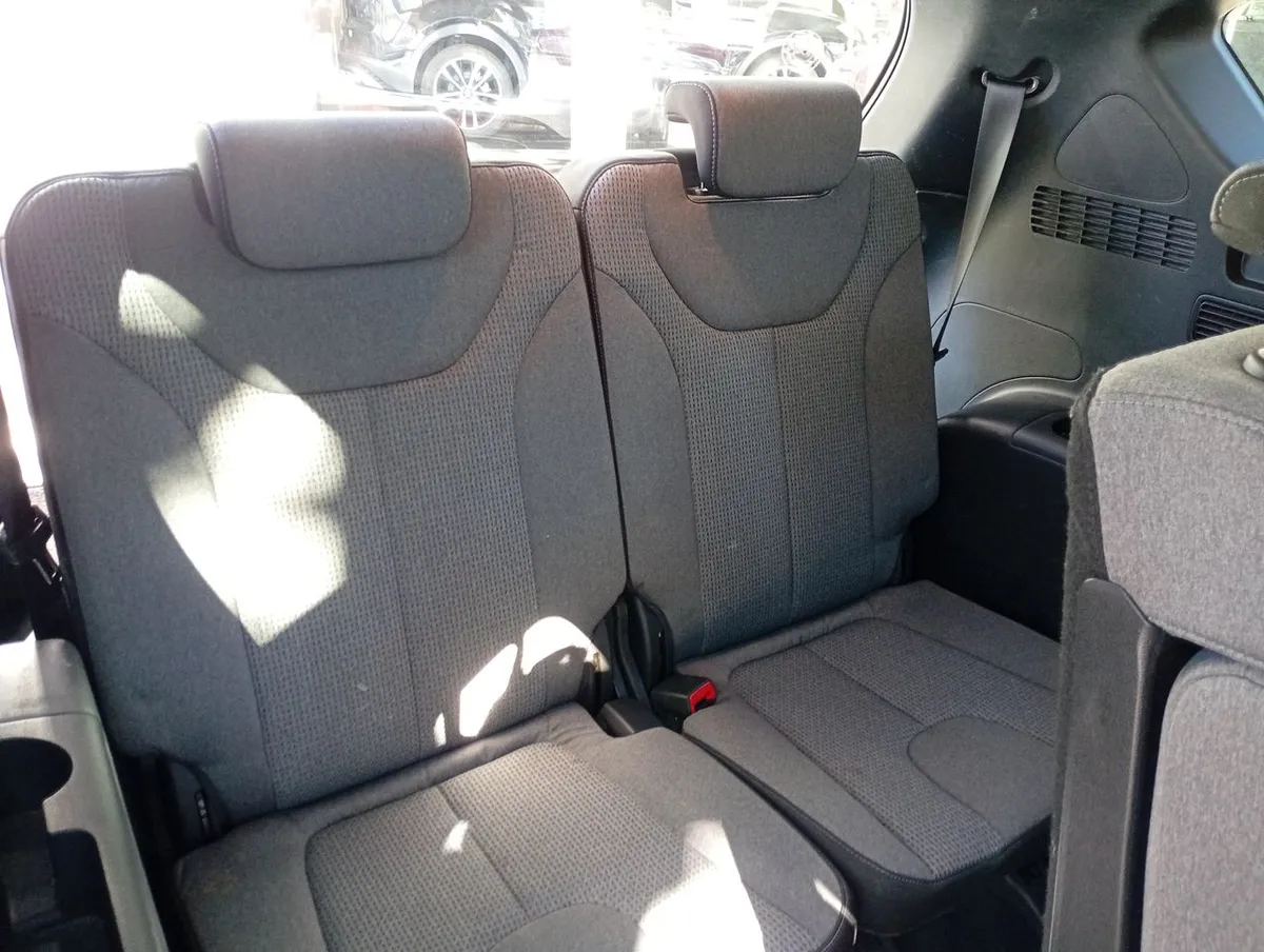 Hyundai Santa Fe 2.5 Value Fl 2wd At 5p año 2024