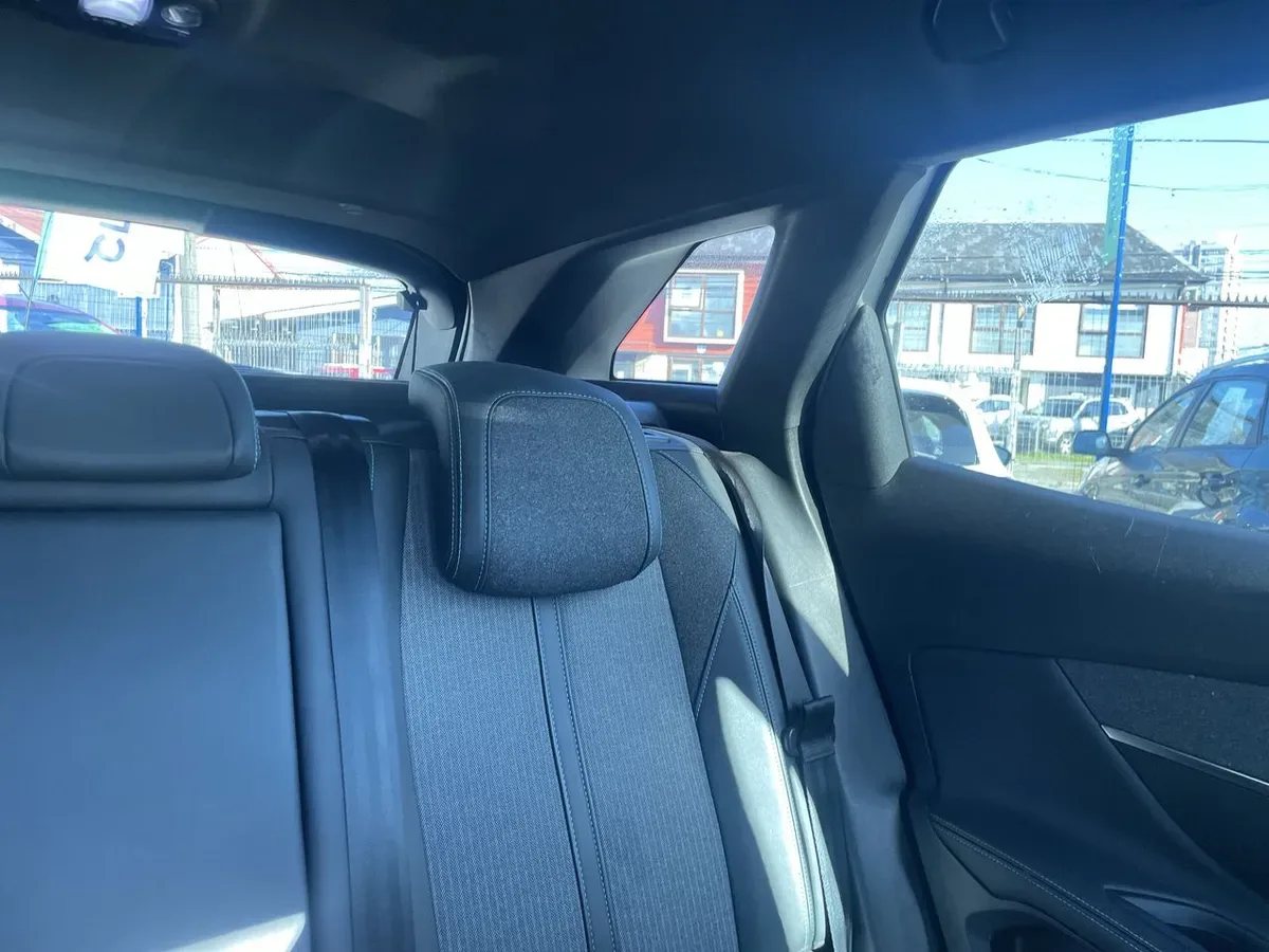 Peugeot 3008 1.6 Allure Pack Thp 165 4x2 Eat6 5p año 2024
