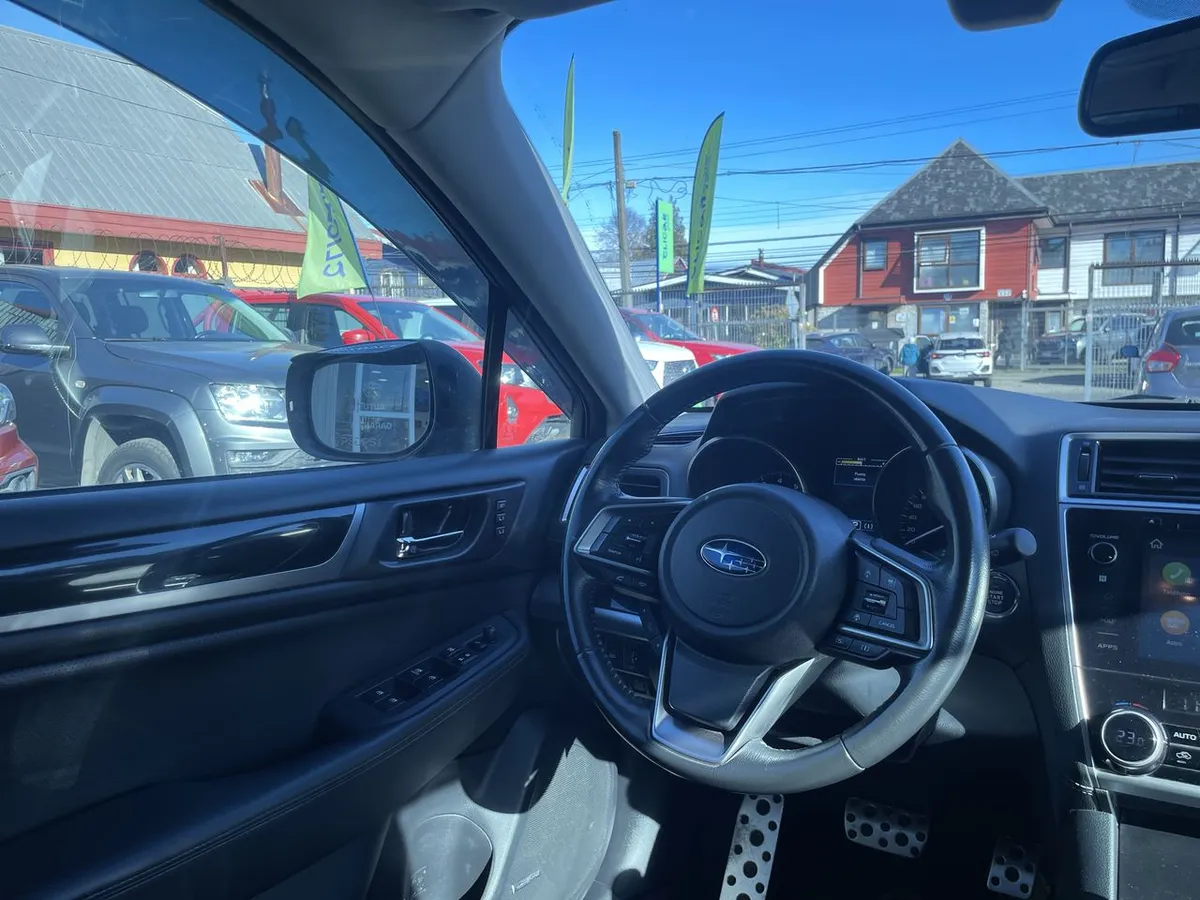 Subaru Outback 2.5i Limited Eyesight Awd Cvt At 5p año 2021