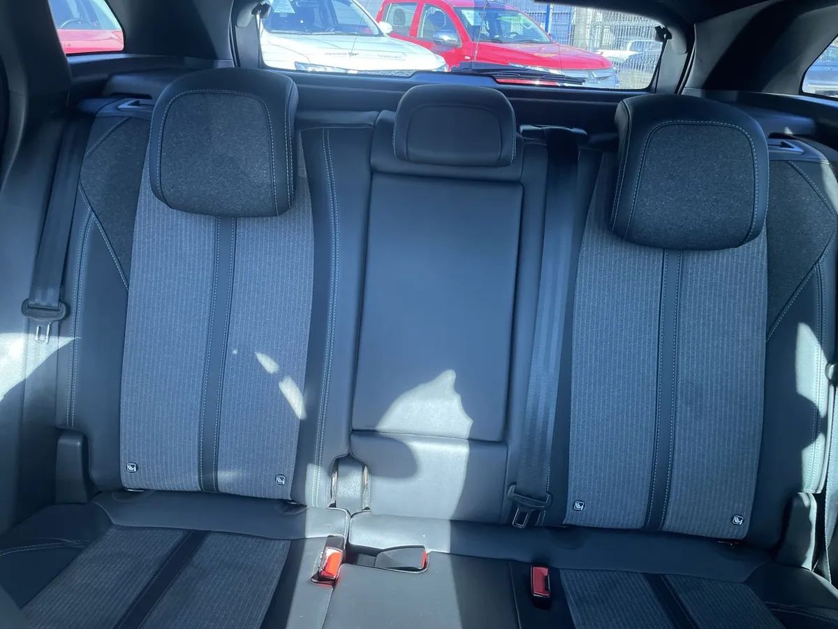 Peugeot 3008 1.6 Allure Pack Thp 165 4x2 Eat6 5p año 2024