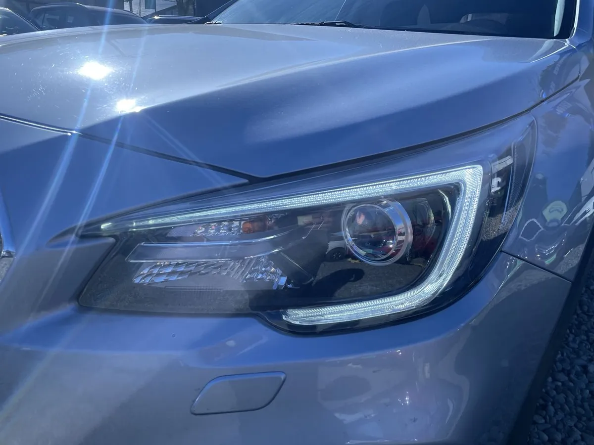Subaru Outback 2.5i Limited Eyesight Awd Cvt At 5p año 2021