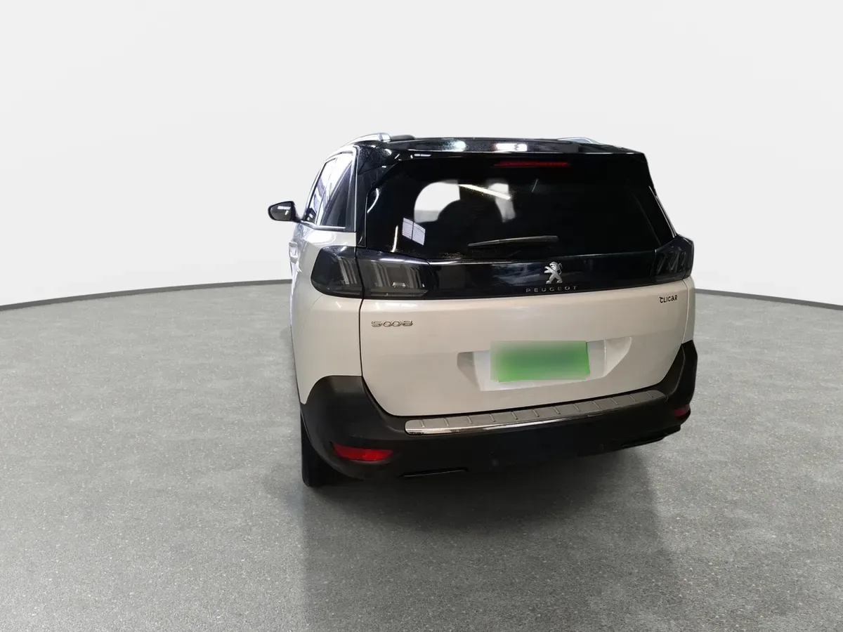 Peugeot 5008 1.5 Allure Pack Bluehdi 4x2 130 Eat8 5p año 2022