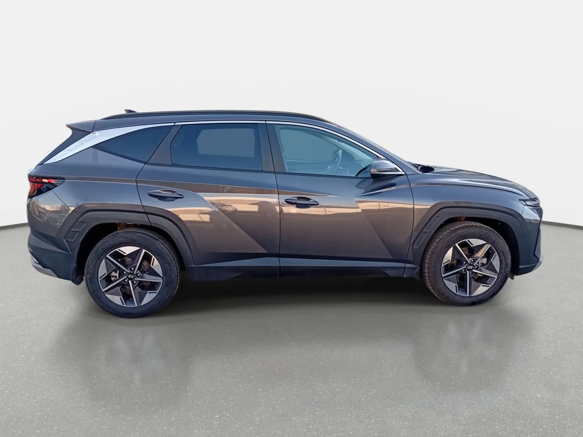 Hyundai Tucson 2.0 Nx4 Plus Fl Diesel 2wd At 5p año 2025