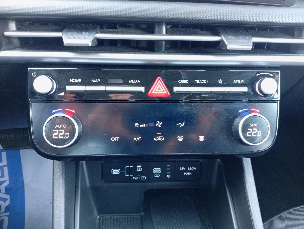 Hyundai Tucson 2.0 Nx4 Plus Fl Diesel 2wd At 5p año 2025