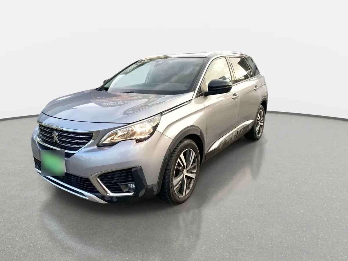 Peugeot 5008 1.5 Allure Bluehdi 4x2 130 Eat8 5p año 2020