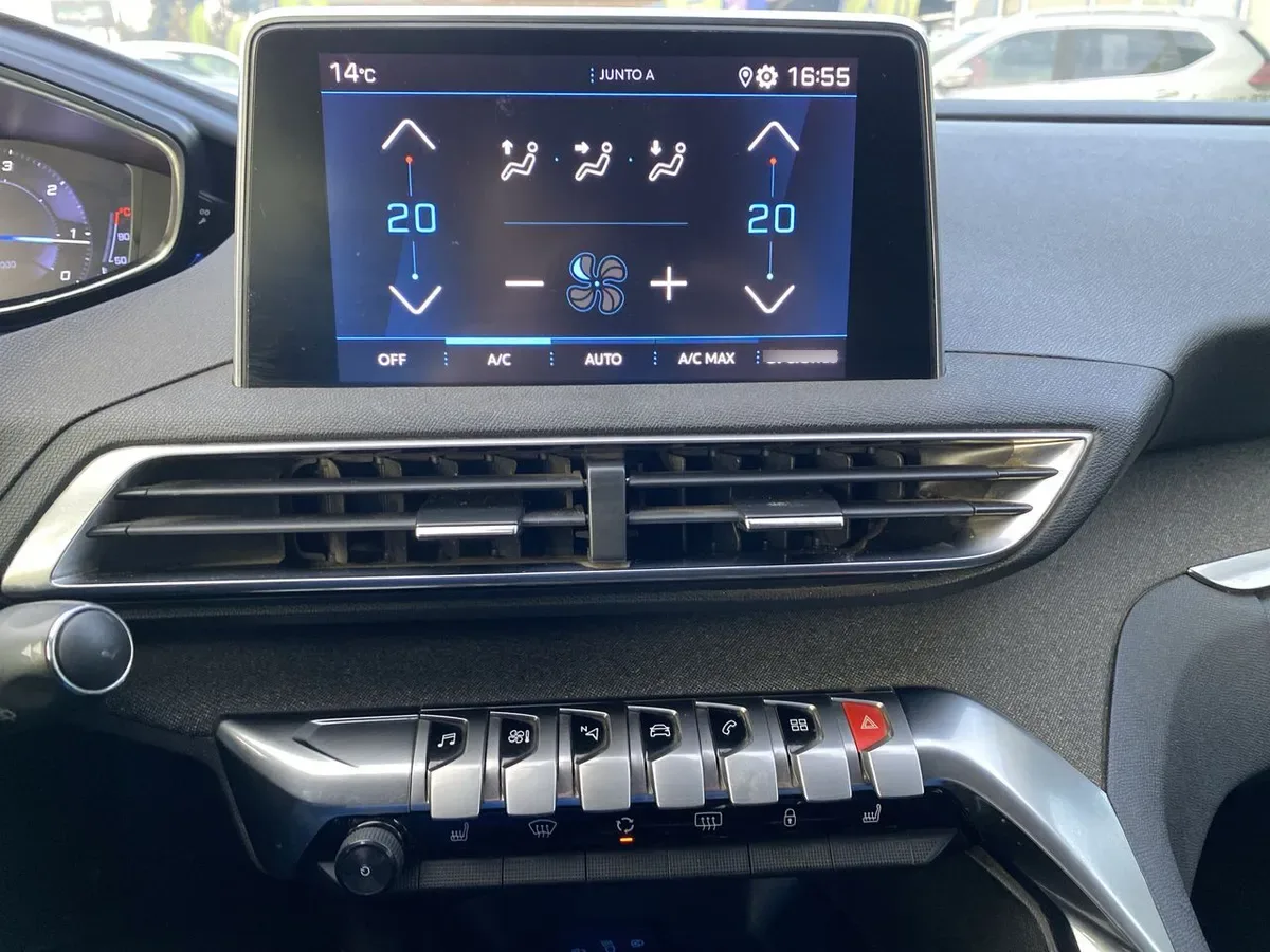 Peugeot 5008 1.5 Allure Bluehdi 4x2 130 Eat8 5p año 2020