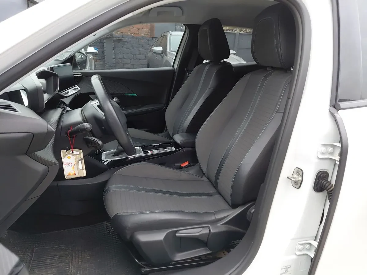 Peugeot 2008 1.2 Active Puretech 130 4x2 Mt 5p año 2022