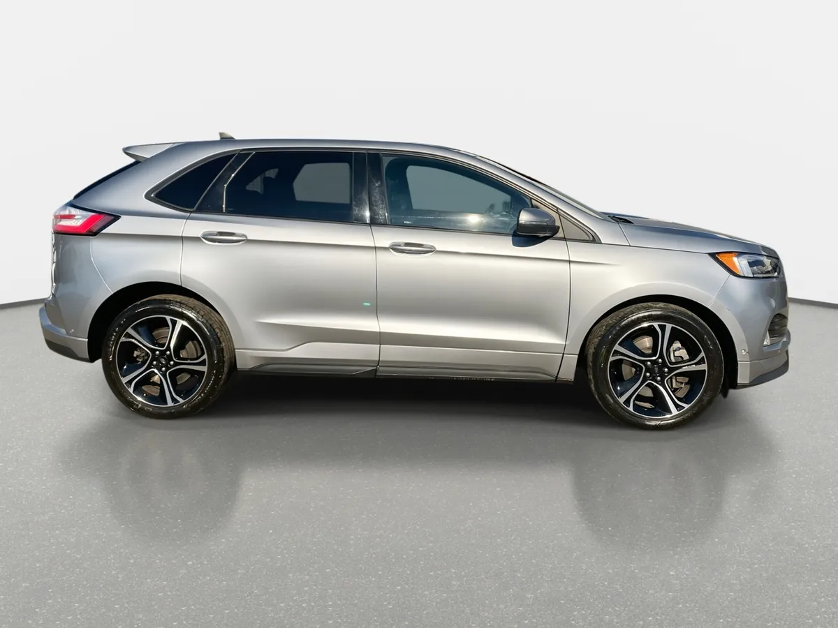 Ford Edge 2.7 St Ecoboost Awd V6 At 5p año 2022
