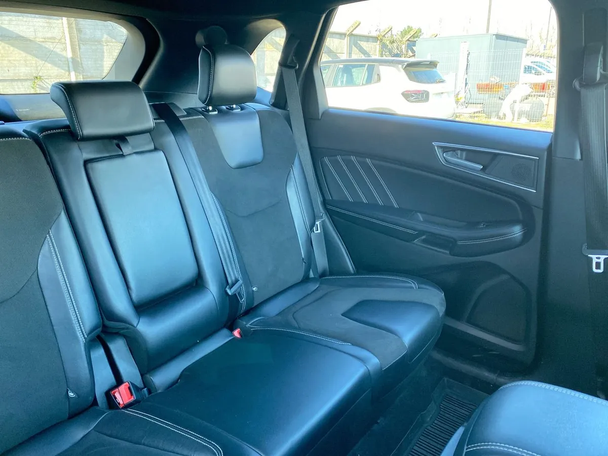 Ford Edge 2.7 St Ecoboost Awd V6 At 5p año 2022