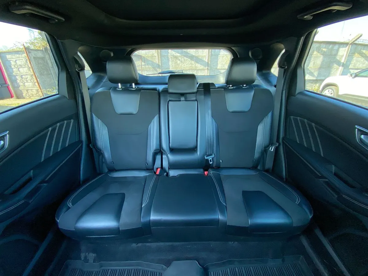 Ford Edge 2.7 St Ecoboost Awd V6 At 5p año 2022
