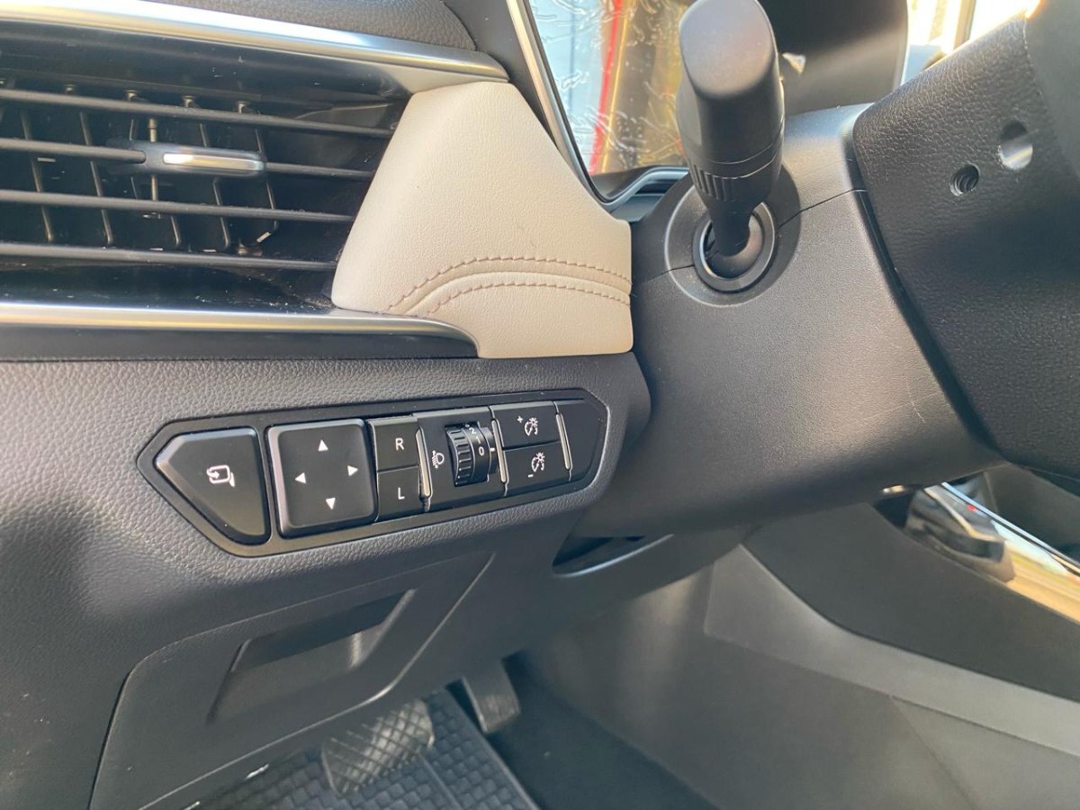 Chevrolet Captiva Premier 1.5 año 2021