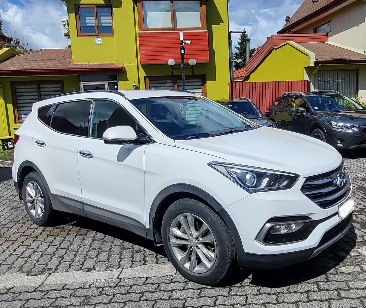 Hyundai SANTA FE 2.2 Dm Wgn Crdi Gls At 4x4 Diesel año 2017