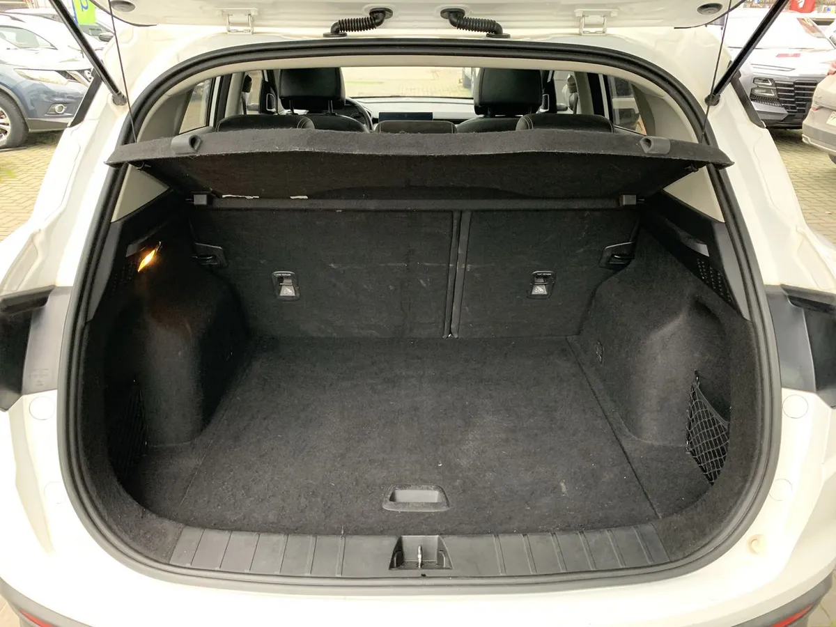 Geely Coolray 1.5 Exclusive At 5p año 2022