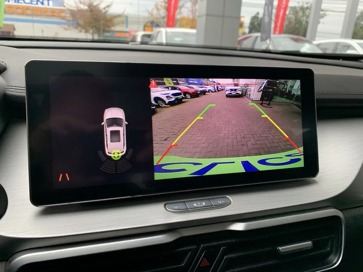 Geely Coolray 1.5 Exclusive At 5p año 2022
