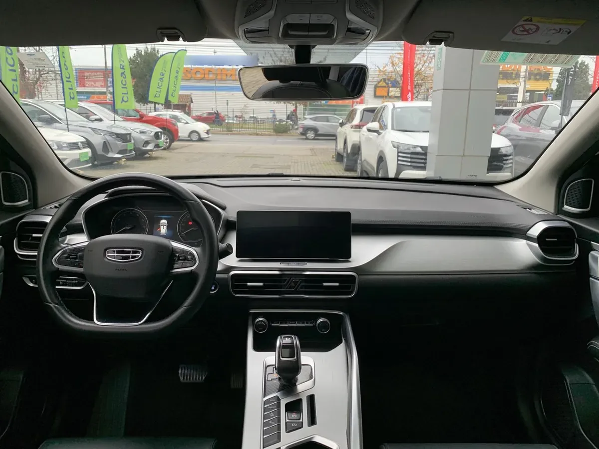 Geely Coolray 1.5 Exclusive At 5p año 2022