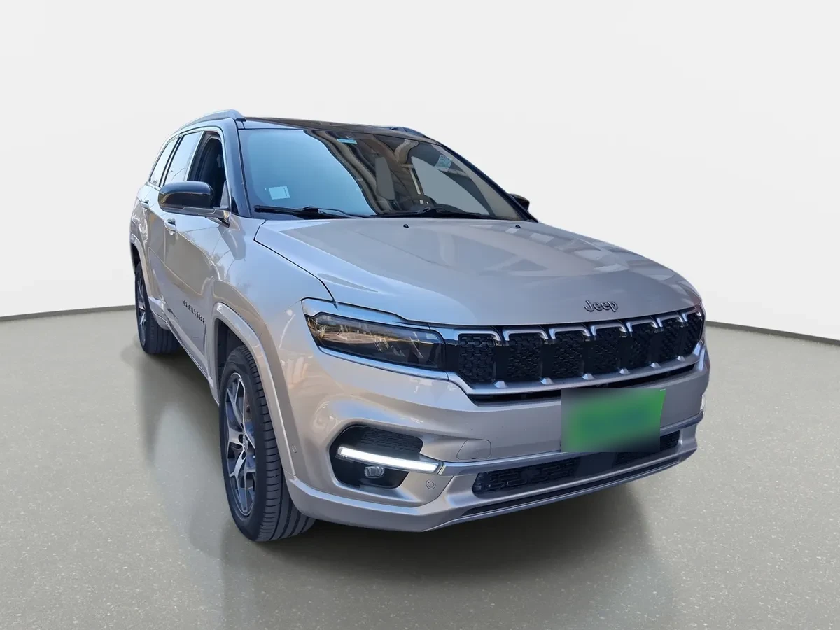 Jeep Commander 2.0t Overland Td380 Dies 4x4 9at 5p año 2023