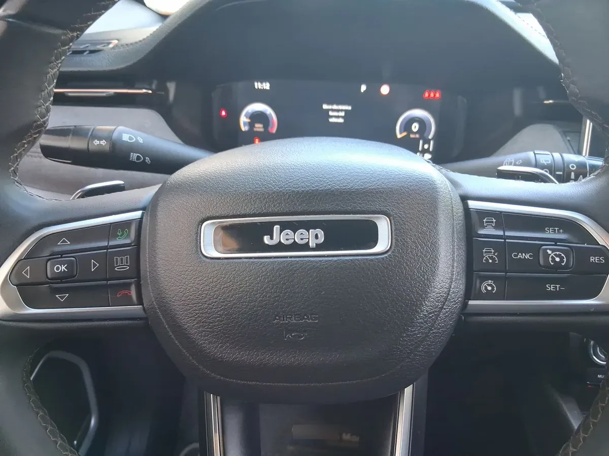 Jeep Commander 2.0t Overland Td380 Dies 4x4 9at 5p año 2023
