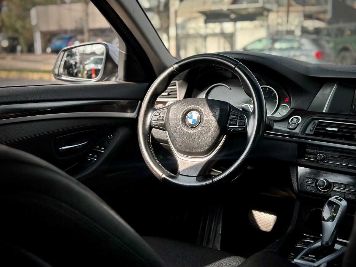 BMW 520i Executive año 2017