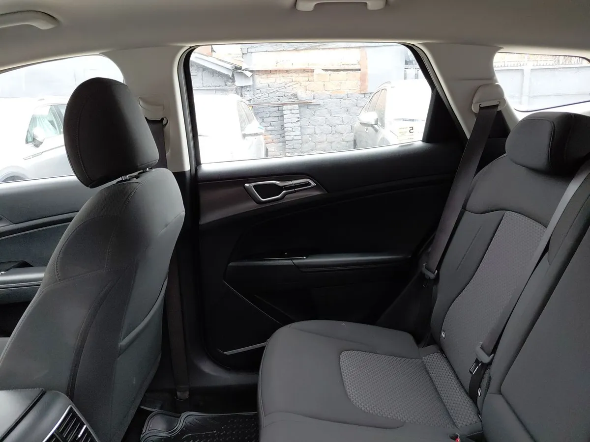 Kia Sportage 2.0 Ex Dies 2wd 8at 5p año 2025