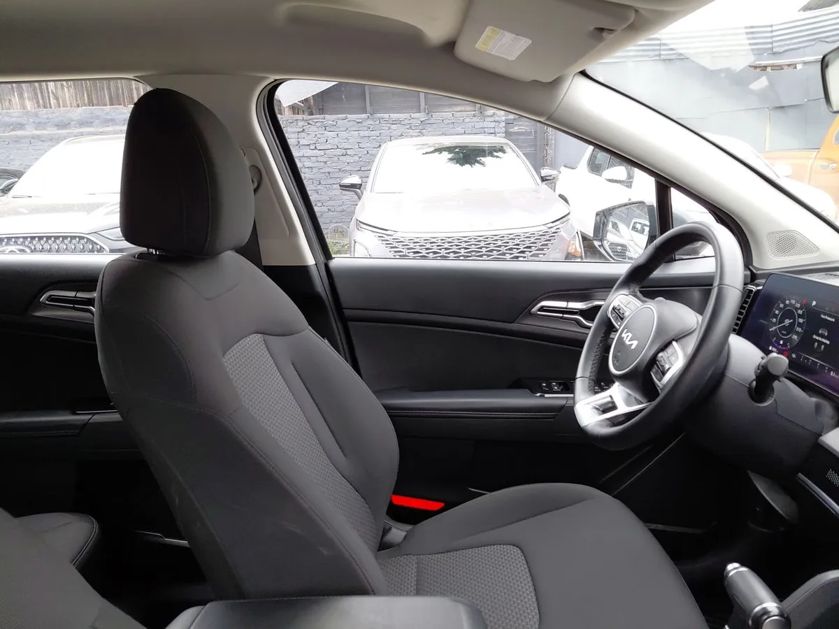 Kia Sportage 2.0 Ex Dies 2wd 8at 5p año 2025