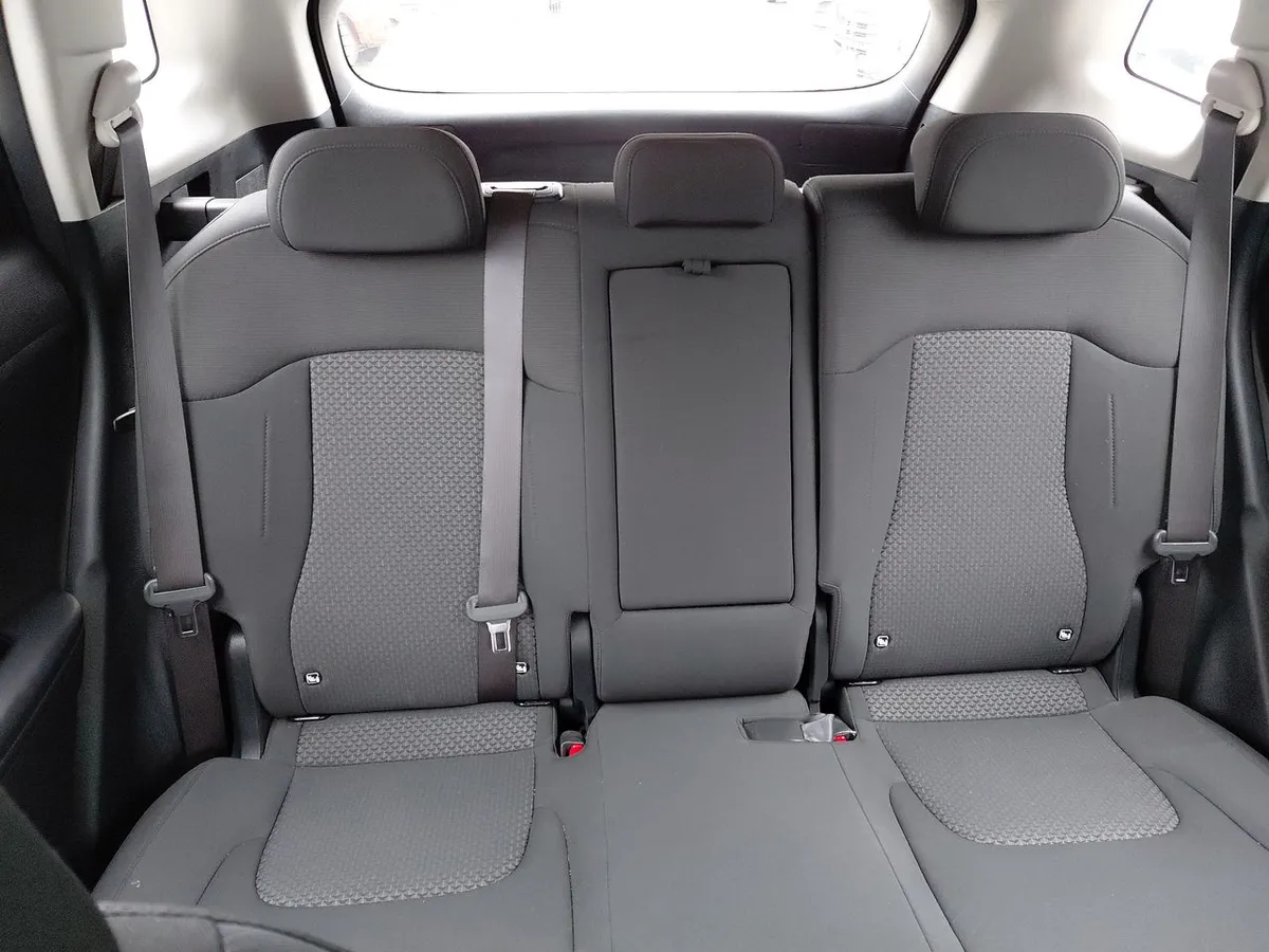 Kia Sportage 2.0 Ex Dies 2wd 8at 5p año 2025