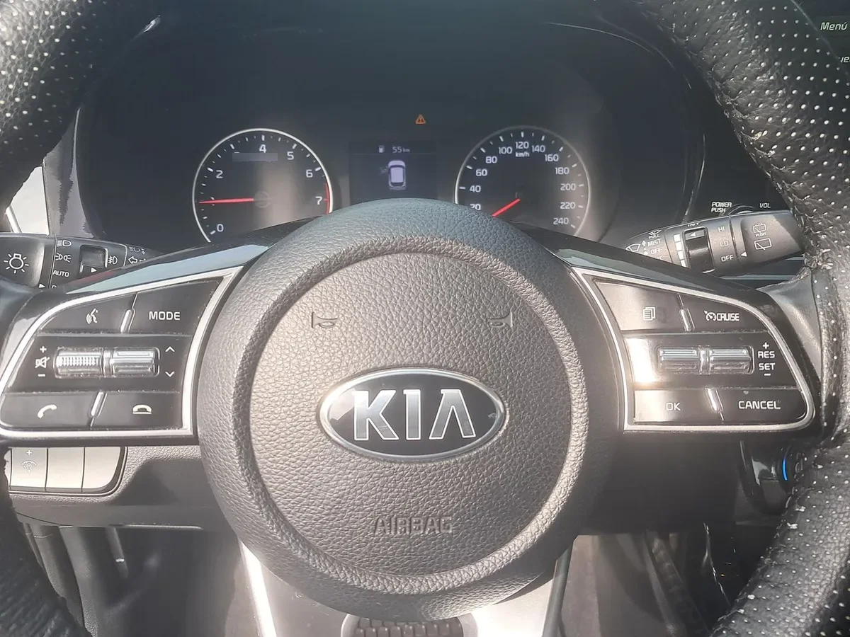 Kia Seltos 1.6 Ex 4x2 6mt 5p año 2021