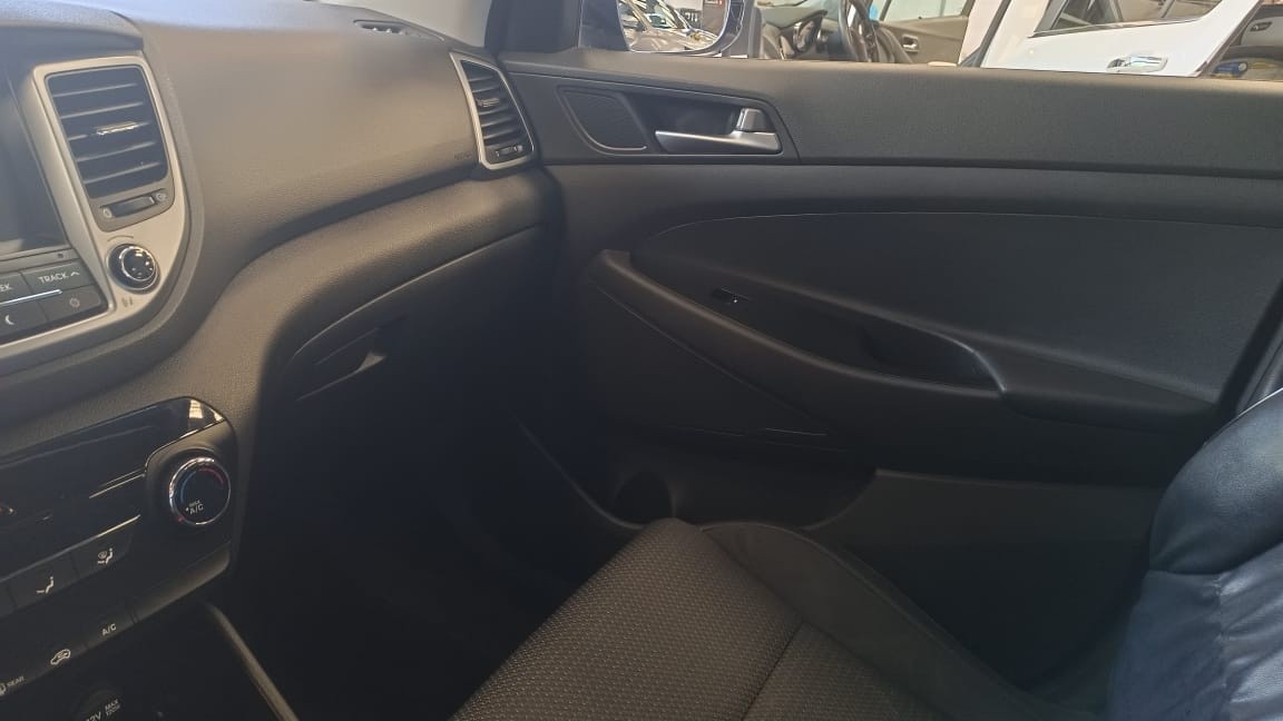 HYUNDAI TUCSON 2.0 Tl Gl Adv Nav At año 2018