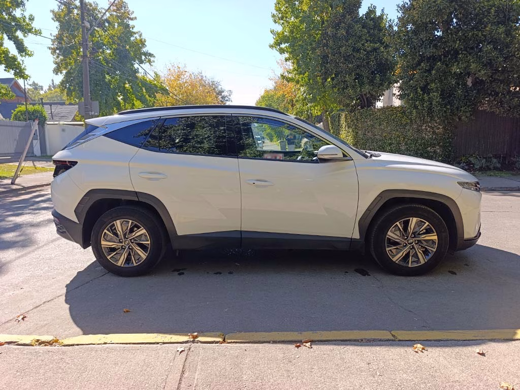 Hyundai Tucson Híbrido año 2023