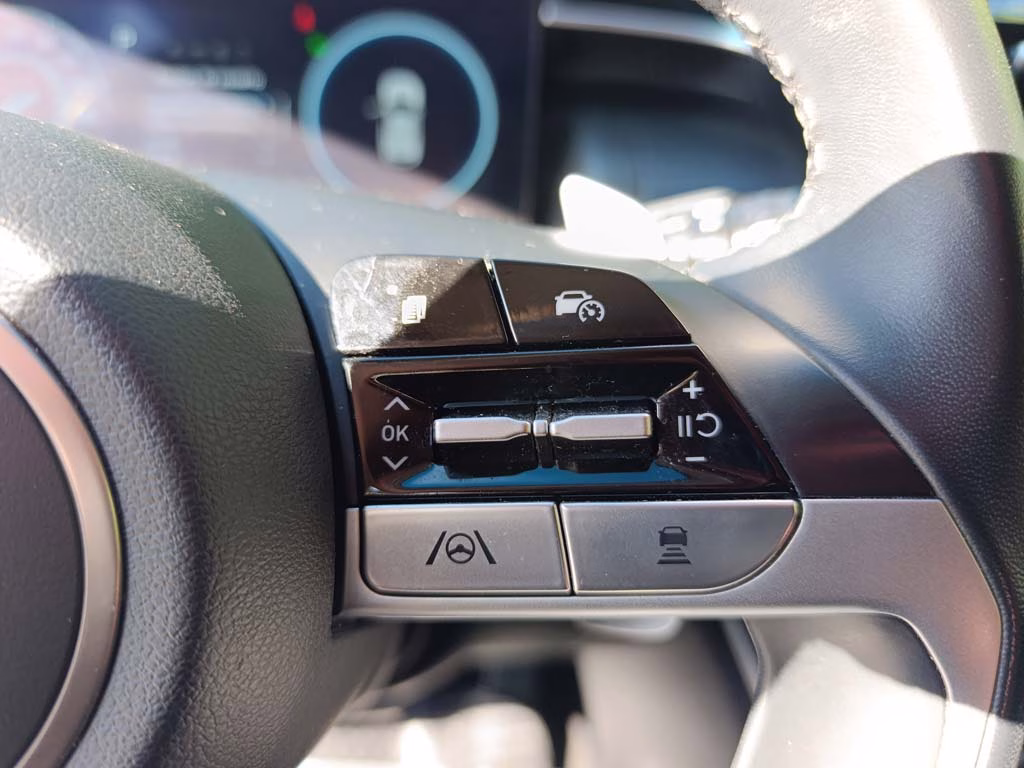 Hyundai Tucson Híbrido año 2023