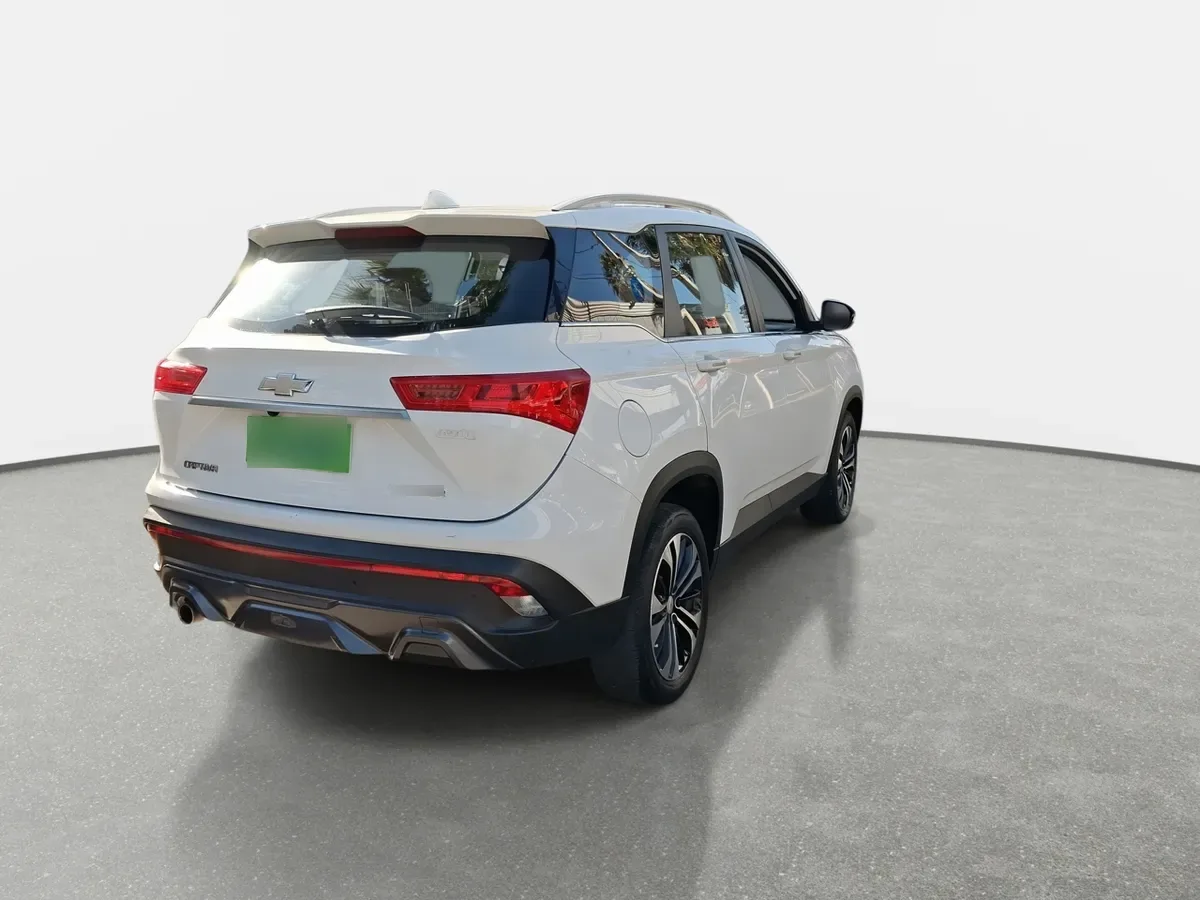Chevrolet Captiva 1.5t Premier Fwd Cvt At 5p año 2023