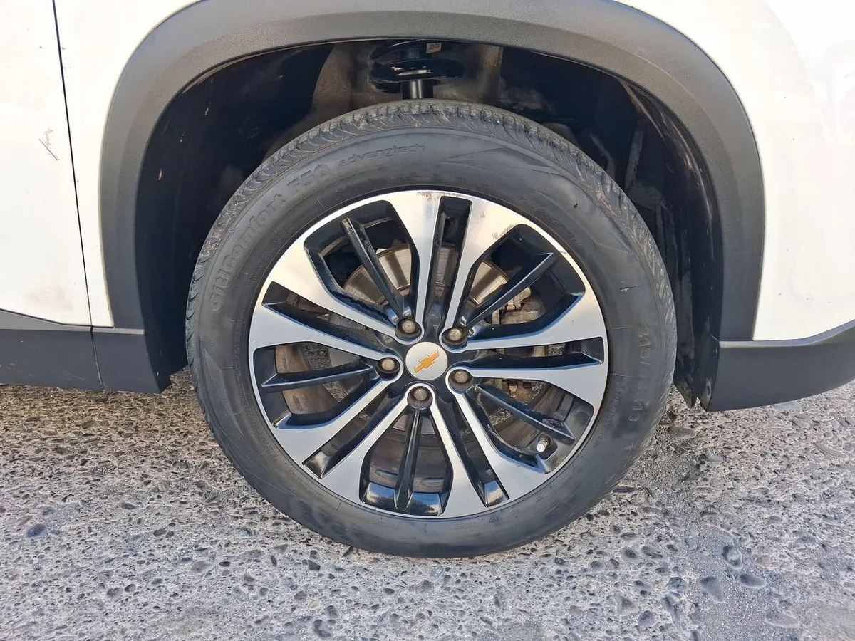 Chevrolet Captiva 1.5t Premier Fwd Cvt At 5p año 2023