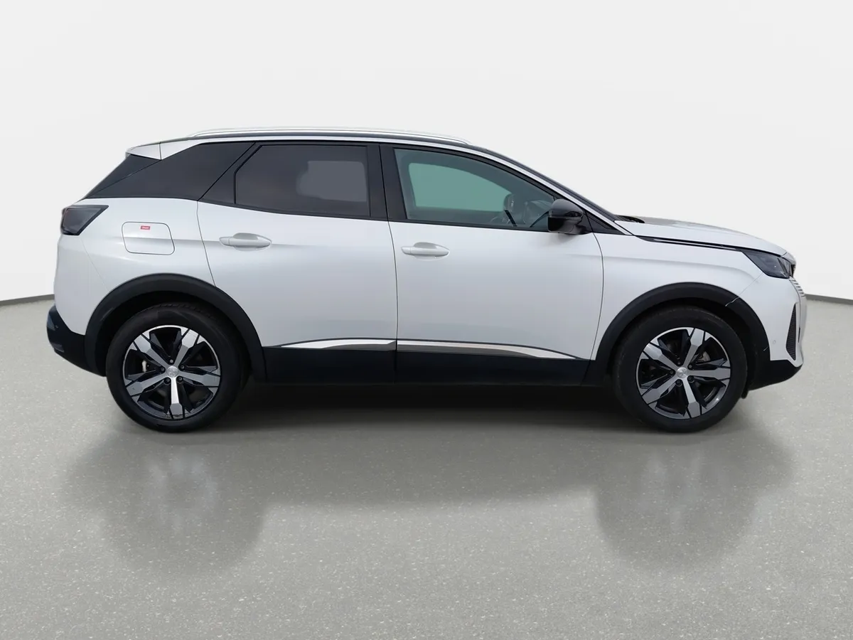 Peugeot 3008 1.5 Allure Pack Bluehdi 130 4x2 Eat8 5p año 2024