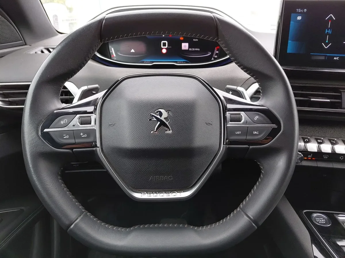 Peugeot 3008 1.5 Allure Pack Bluehdi 130 4x2 Eat8 5p año 2024