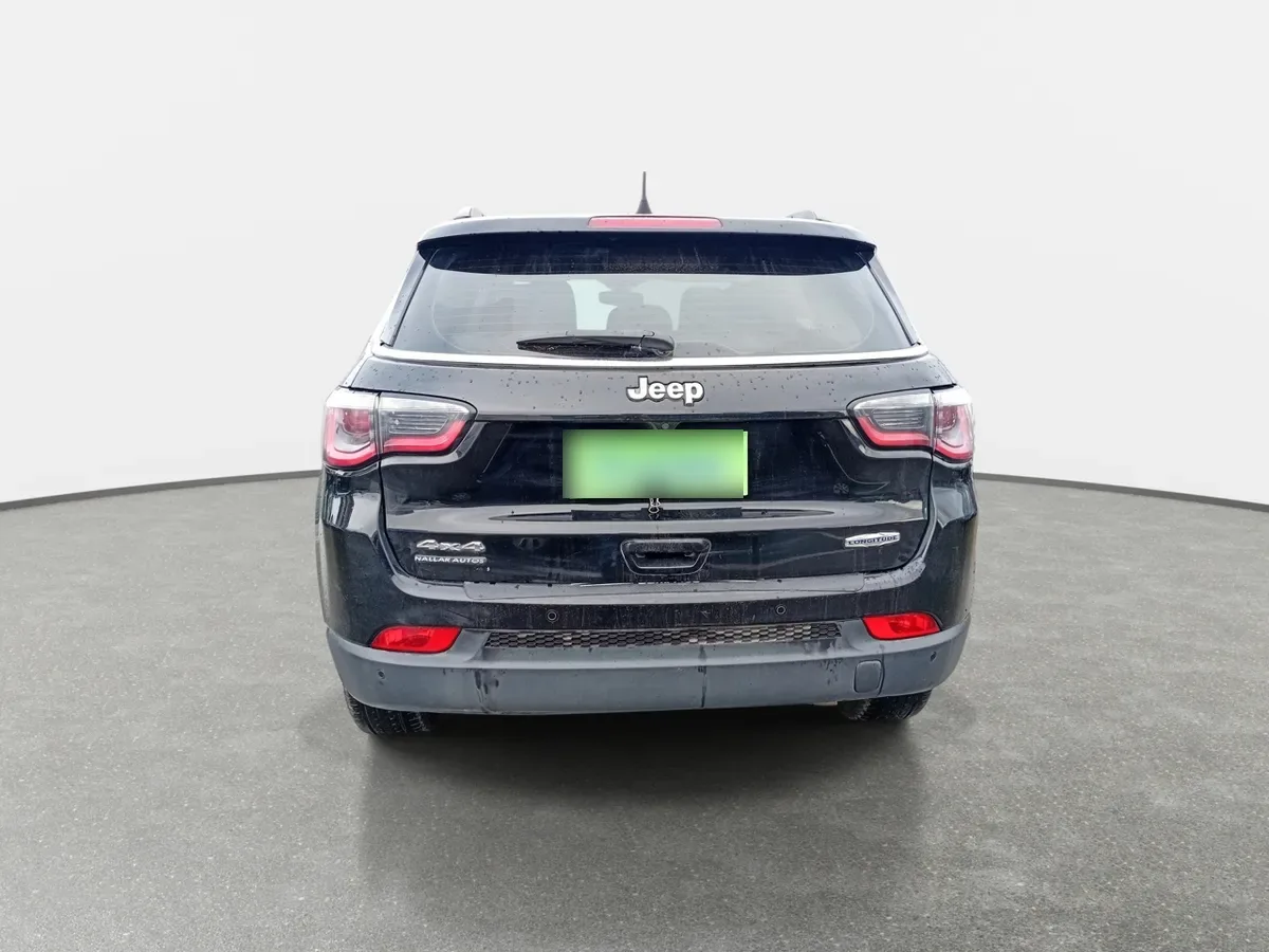 Jeep Compass 2.4 Longitude 4x4 Radio 7 9at 5p año 2019