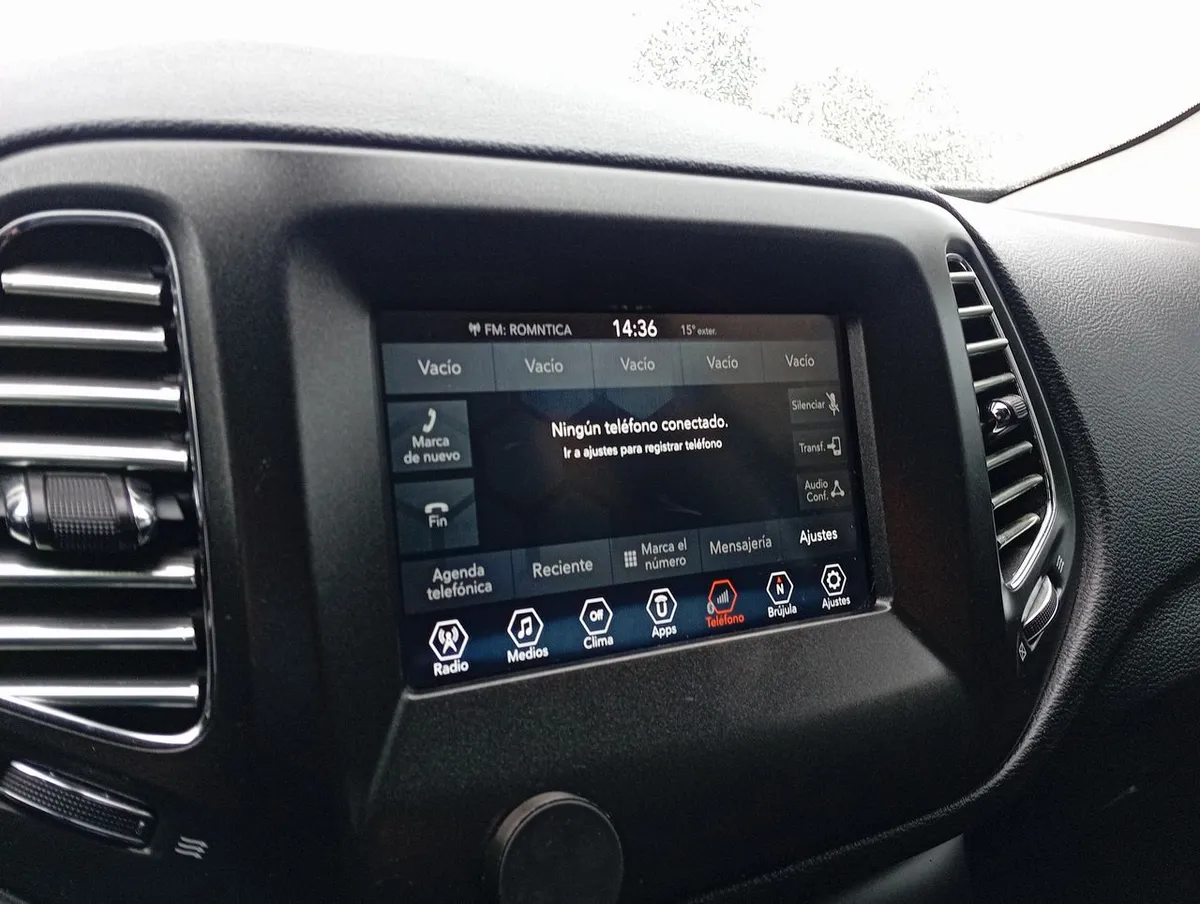 Jeep Compass 2.4 Longitude 4x4 Radio 7 9at 5p año 2019
