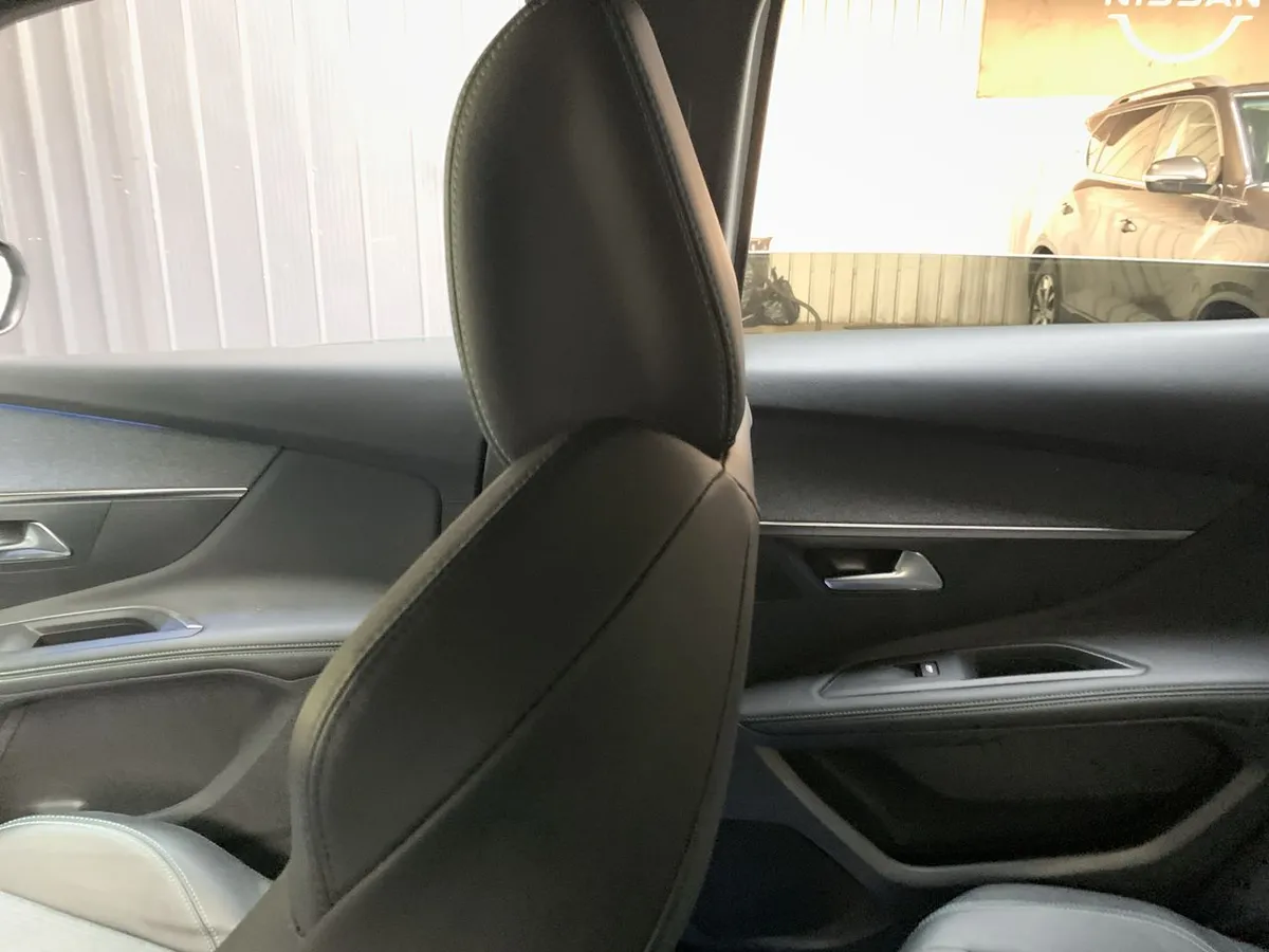 Peugeot 3008 1.6 Allure Pack Thp 165 4x2 Eat6 5p año 2024