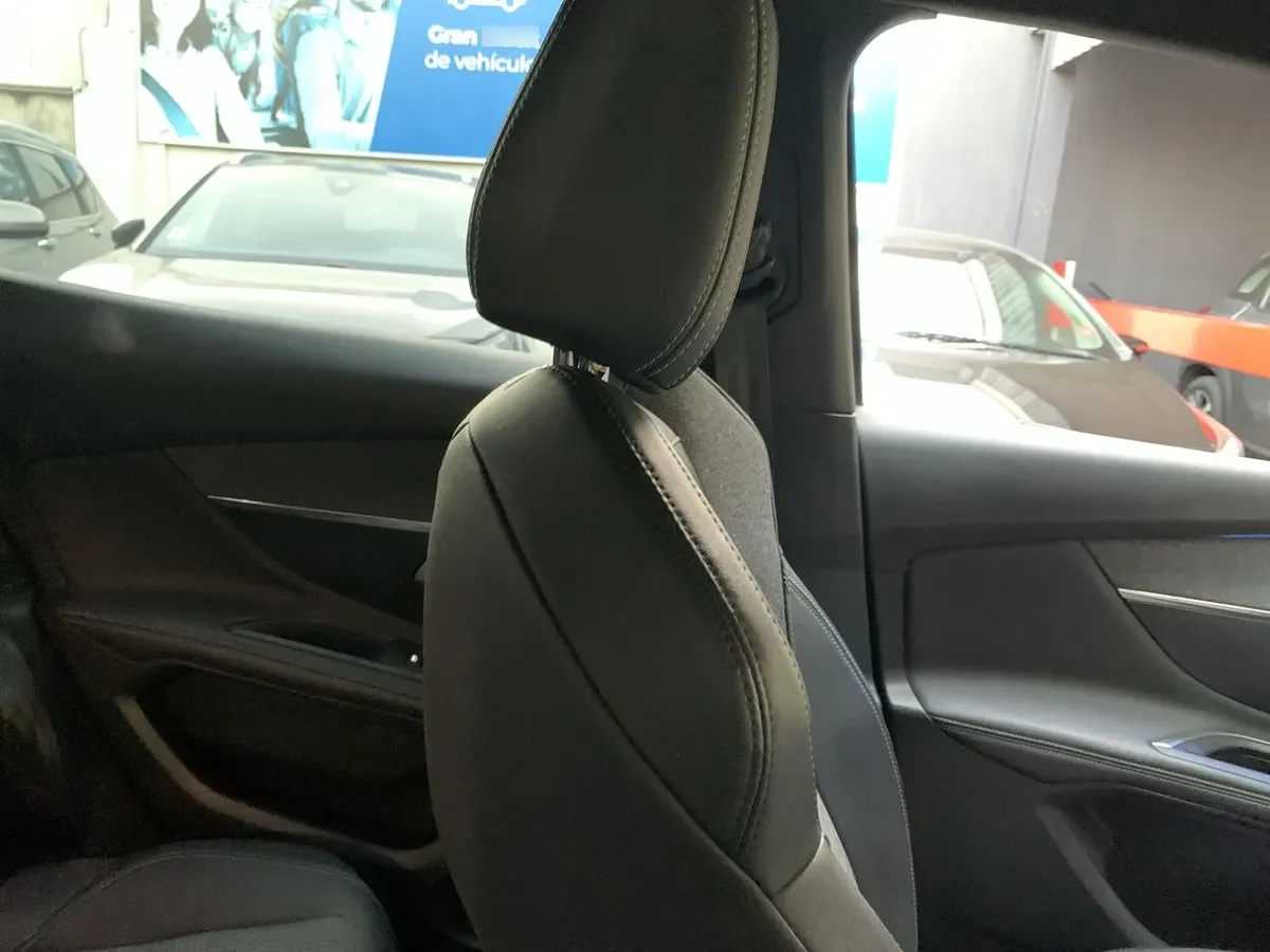 Peugeot 3008 1.6 Allure Pack Thp 165 4x2 Eat6 5p año 2024