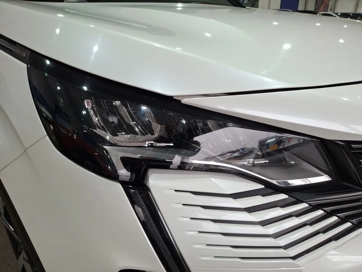 Peugeot 3008 1.6 Allure Pack Thp 165 4x2 Eat6 5p año 2024