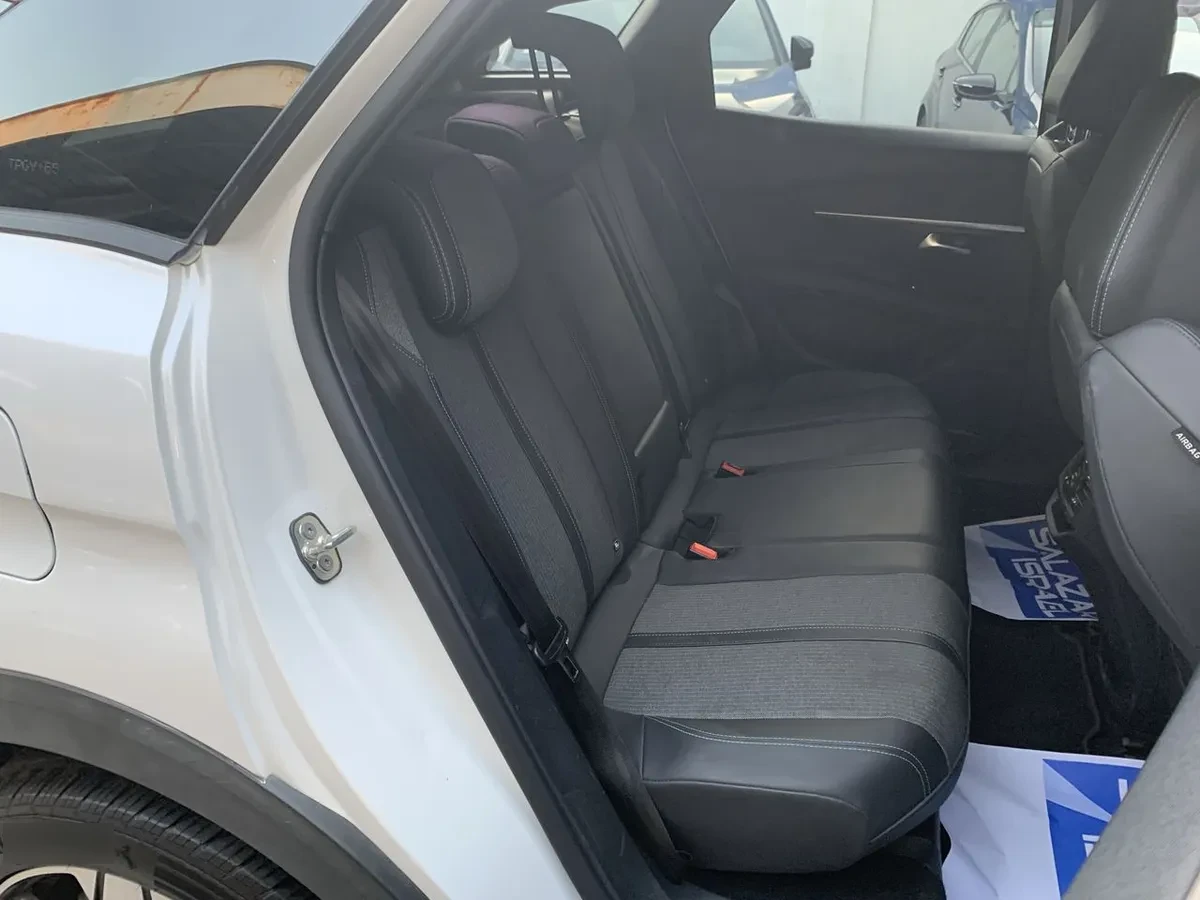 Peugeot 3008 1.6 Allure Pack Thp 165 4x2 Eat6 5p año 2024