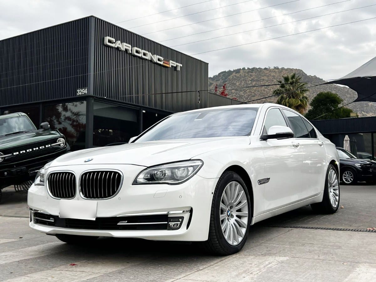 BMW 740 Active Hybrid 7 3.0 año 2014