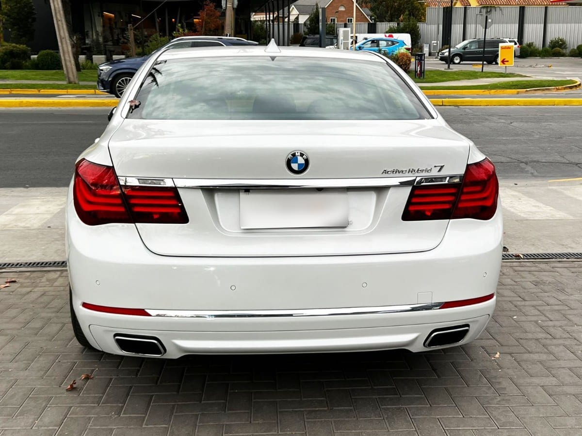 BMW 740 Active Hybrid 7 3.0 año 2014