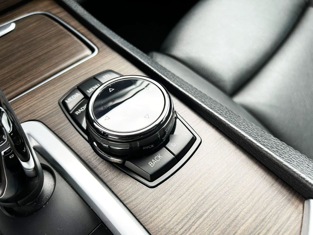 BMW 740 Active Hybrid 7 3.0 año 2014
