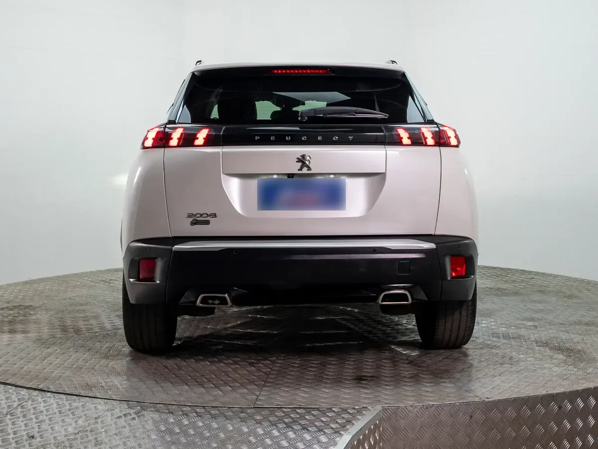 Peugeot Nuevo 2008 2008 1.2 Allure Pack Puretech 130 At año 2021