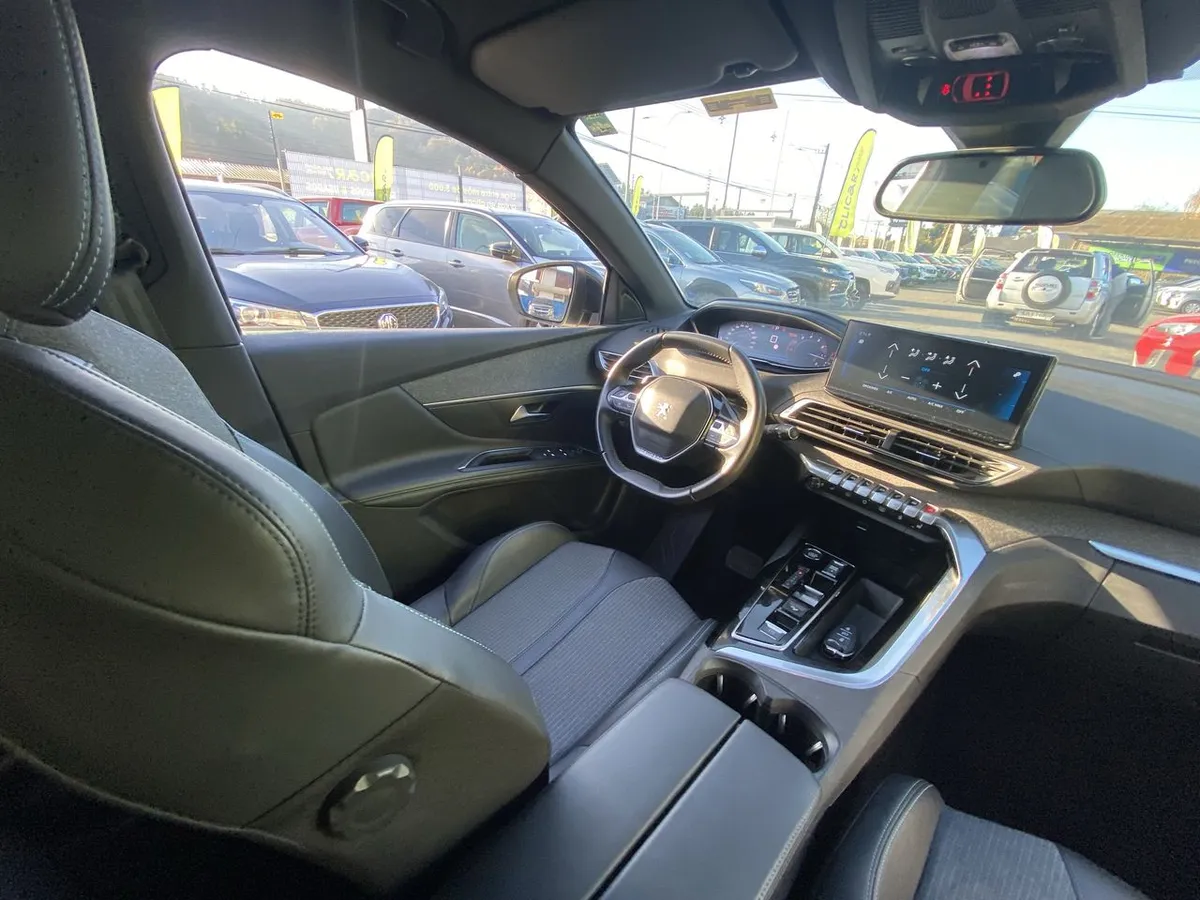 Peugeot 3008 1.6 Allure Pack Thp 165 4x2 Eat6 5p año 2024