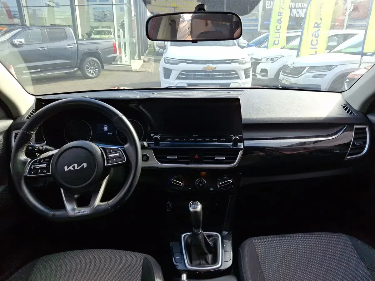 Kia Seltos 1.6 Ex Full 4x2 6mt 5p año 2022